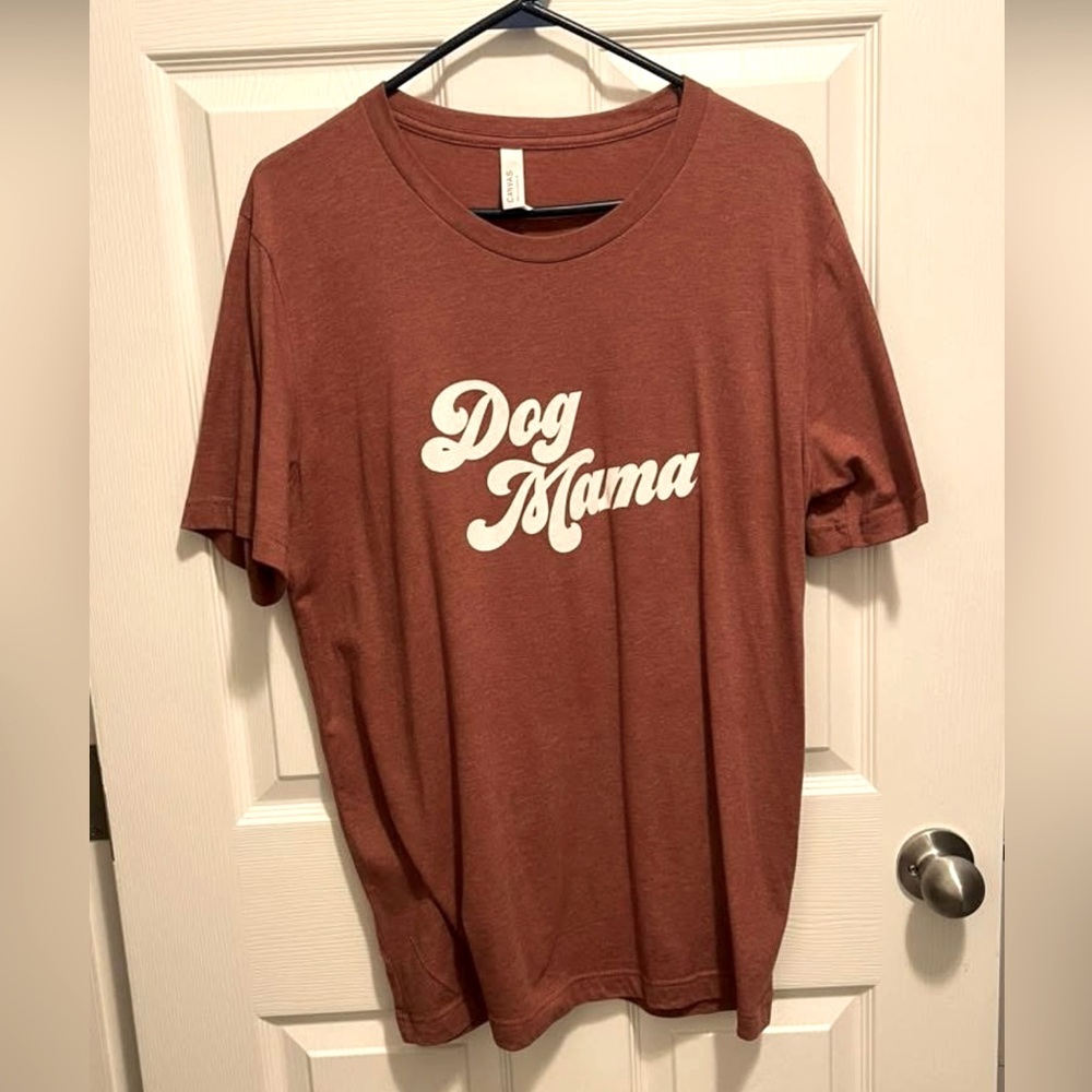 Women’s Dog Mom T-shirt